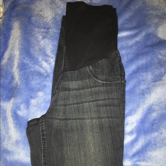 Maternity skinny jeans - Picture 2 of 3